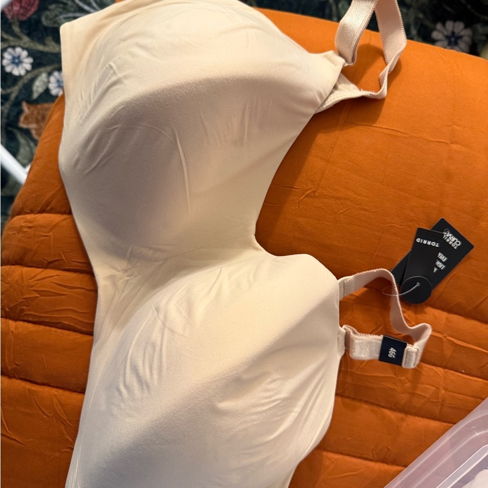 Torrid Cream Bra